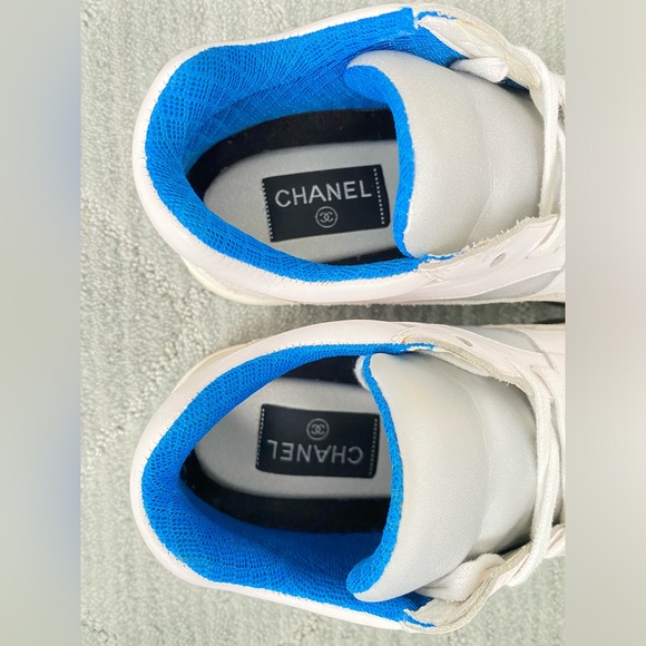 Chanel Sneaker - Picture 6 of 7